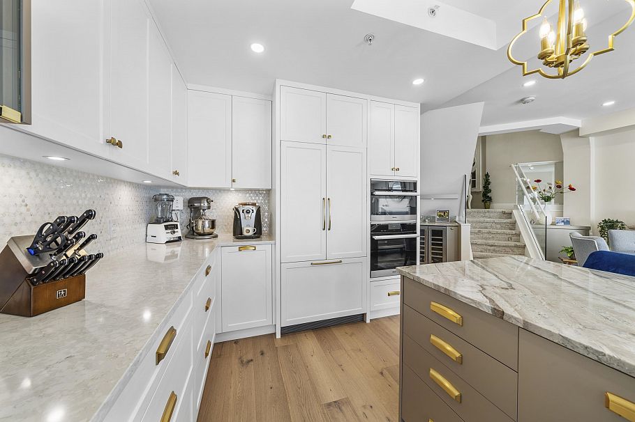 112 3600 Windcrest Drive North Vancouver, BC - 15