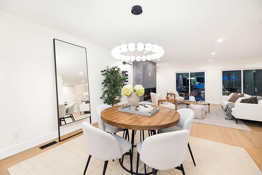 2654 Masefield Road North Vancouver, BC - 10