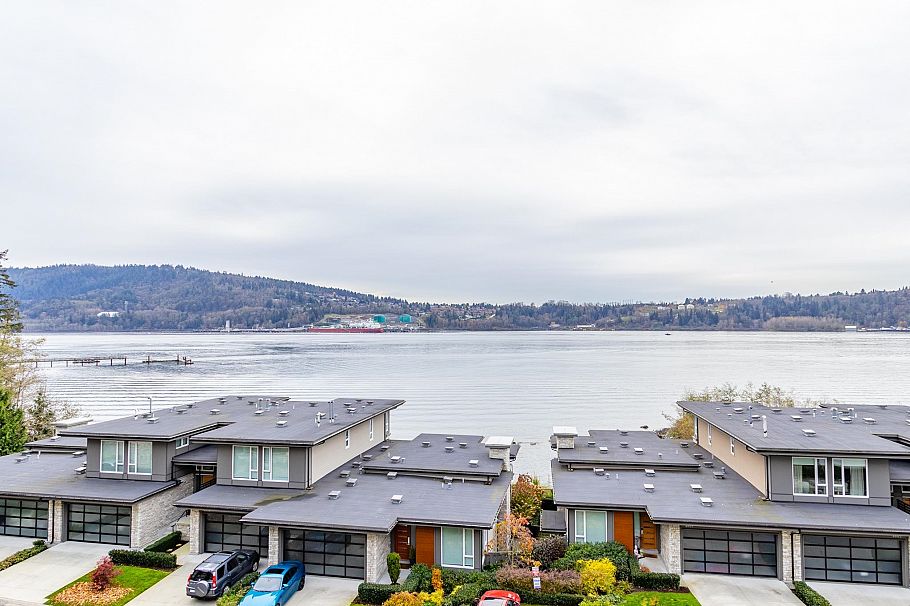 403 3911 CATES LANDING, North Vancouver BC V7G 0A6 North Vancouver, BC - 1