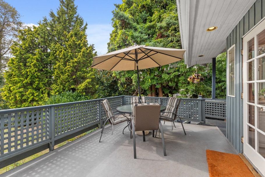 723 E 4th Street North Vancouver, BC - 17