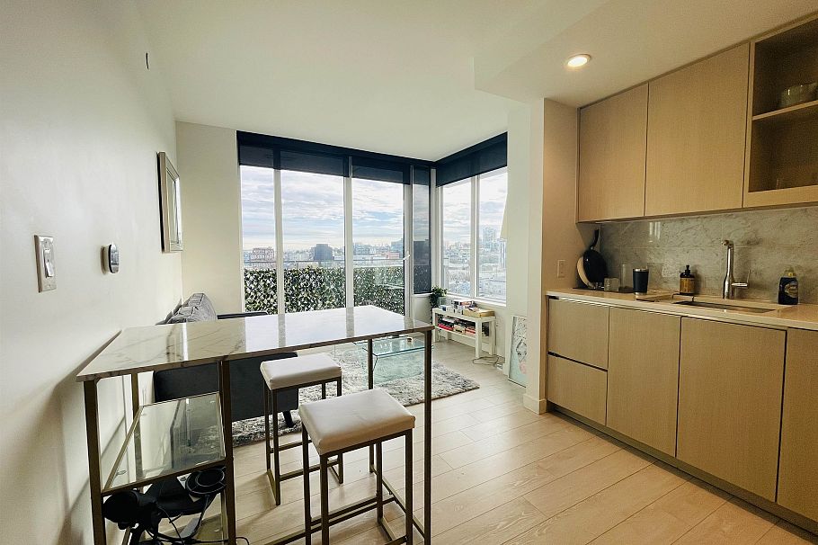 1214 1768 Cook Street Vancouver, BC - 5