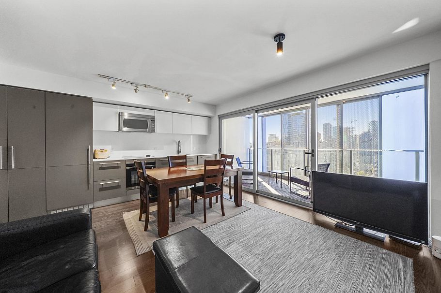 2204 999 Seymour Street Vancouver, BC - 8