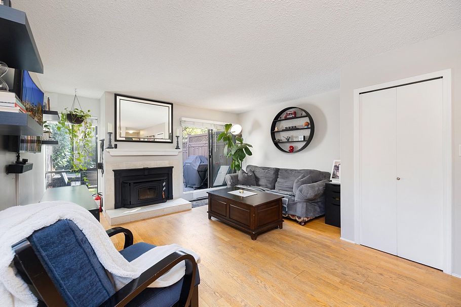 24 230 W 14th Street North Vancouver, BC - 7