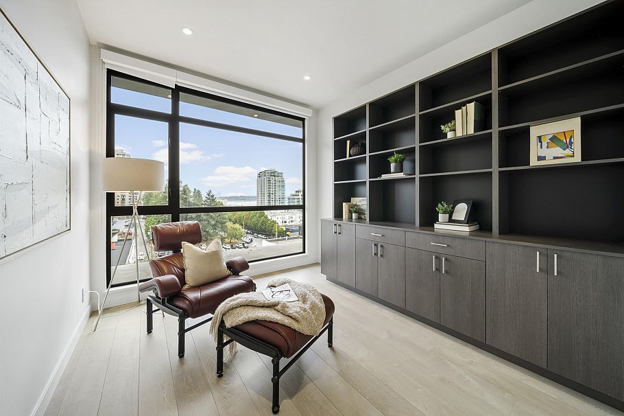 512 105 W 2nd Street North Vancouver, BC - 32