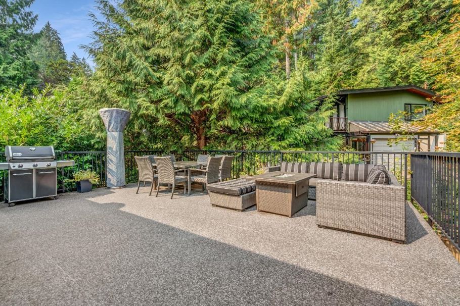 4233 Capilano Road North Vancouver, BC - 19