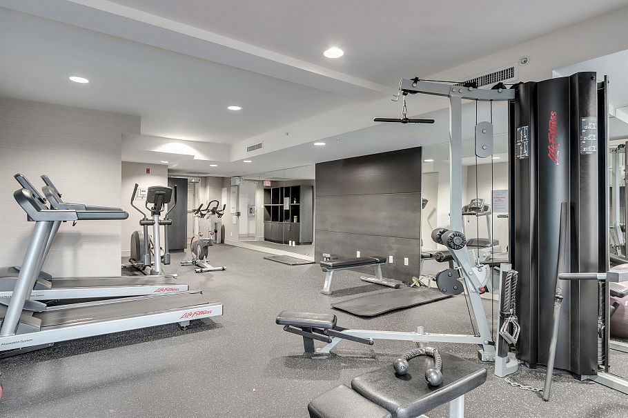 327 1588 E Hastings Street Vancouver, BC - 17