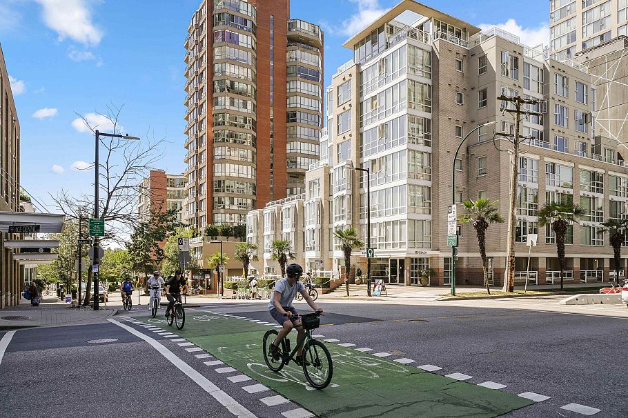 102 1488 Hornby Street Vancouver, BC - 32