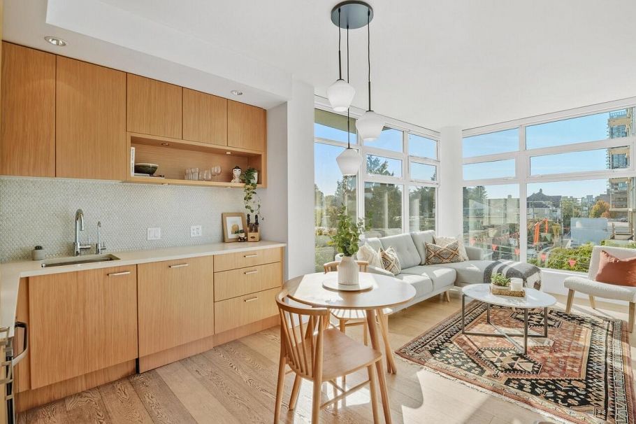 502 2550 Spruce Street Vancouver, BC - 1