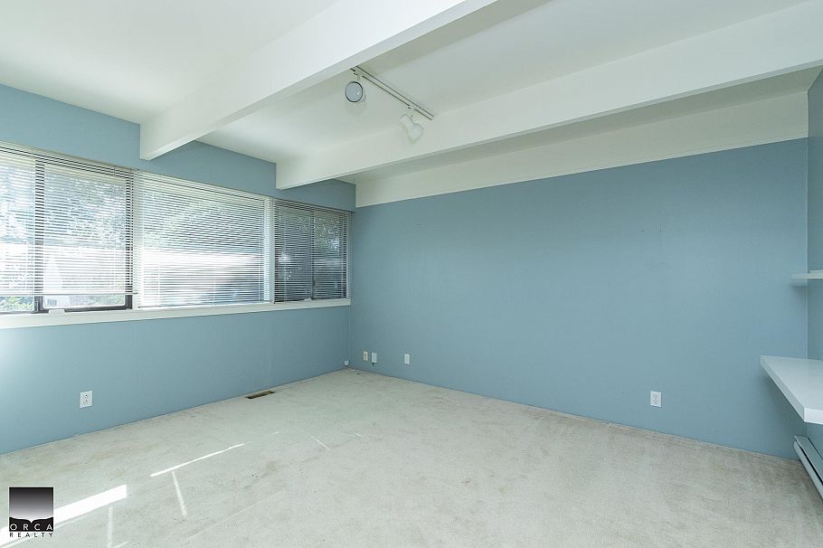 4524 Marineview Crescent North Vancouver, BC - 28