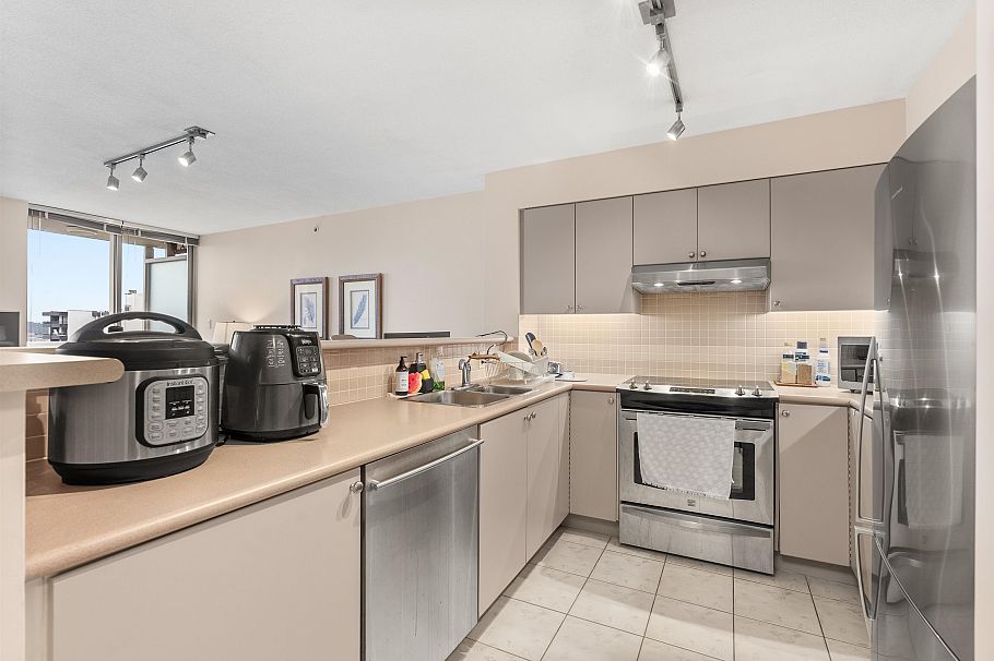 1607 1277 Nelson Street Vancouver, BC - 5