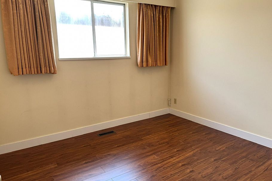 5770 Sherbrooke Street Vancouver, BC - 16