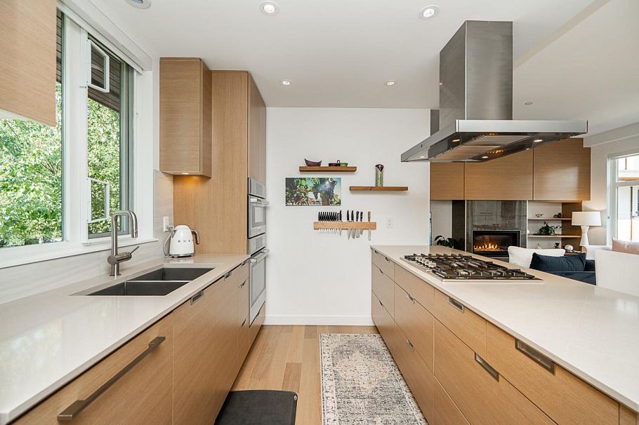 102 1205 Harold Road North Vancouver, BC - 9