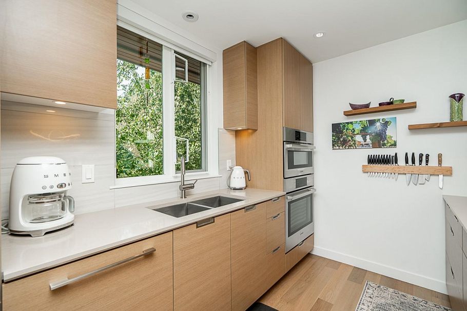 102 1205 Harold Road North Vancouver, BC - 8