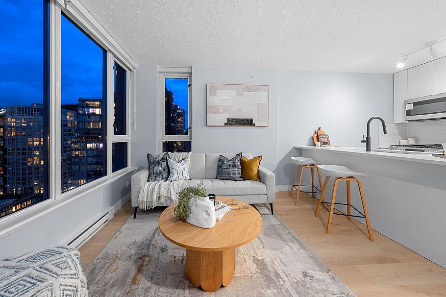 2101 1001 Richards Street Vancouver, BC - 3