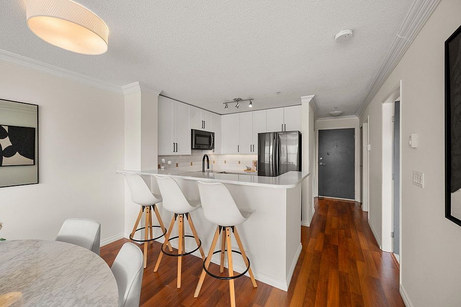 301 124 W 3rd Street North Vancouver, BC - 14