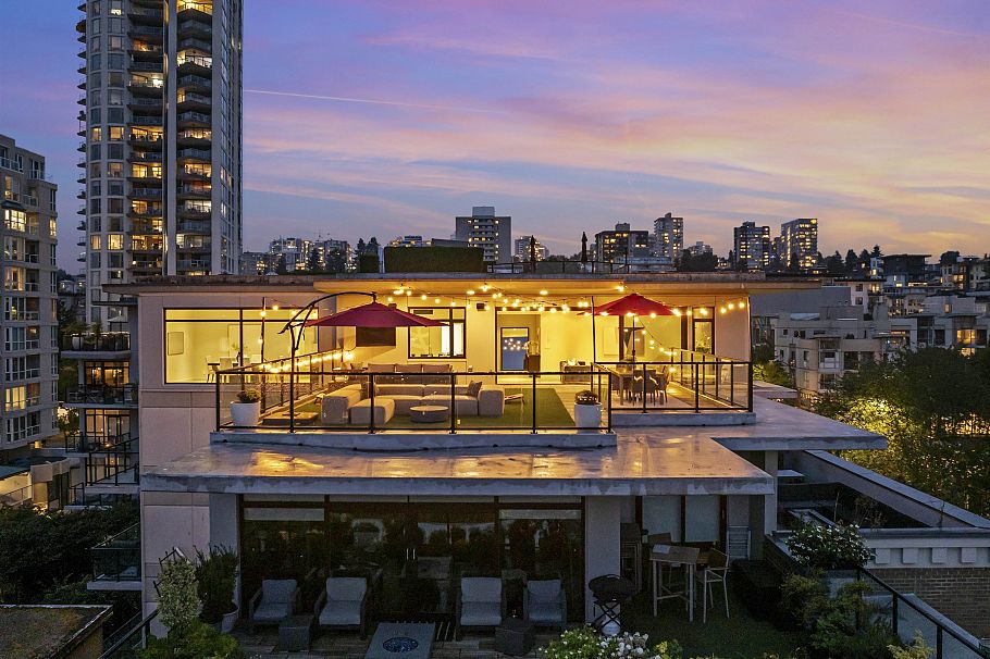 512 105 W 2nd Street North Vancouver, BC - 2