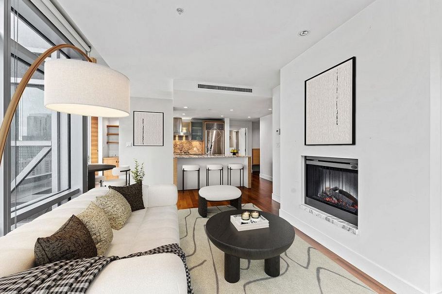 2505 1111 Alberni Street Vancouver, BC - 4