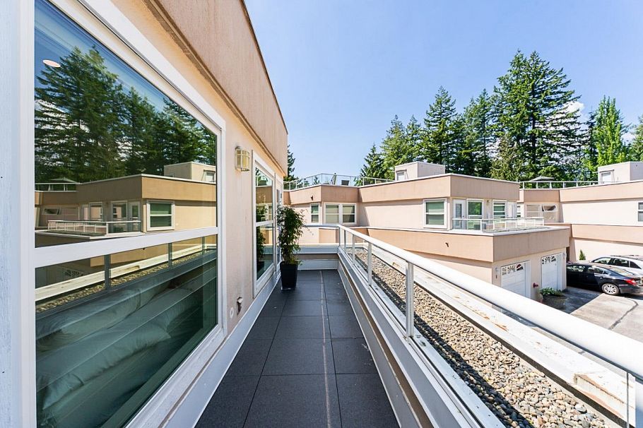 11 2425 Edgemont Boulevard North Vancouver, BC - 30