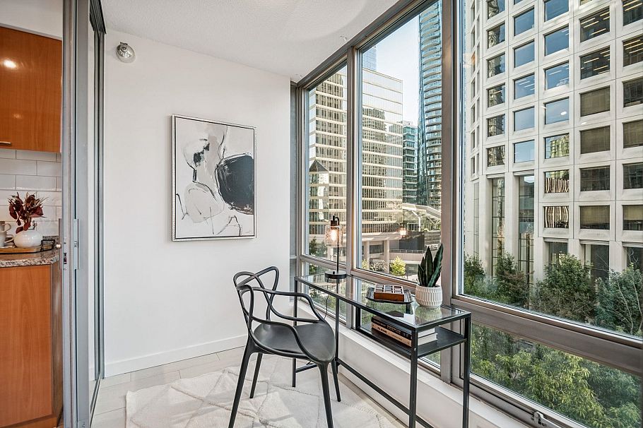 706 1200 W Georgia Street Vancouver, BC - 9