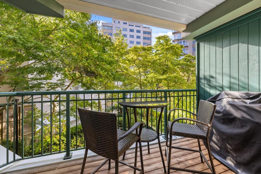 203 1928 Nelson Street Vancouver, BC - 16