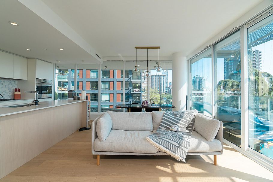 905 1365 Davie Street Vancouver, BC - 15