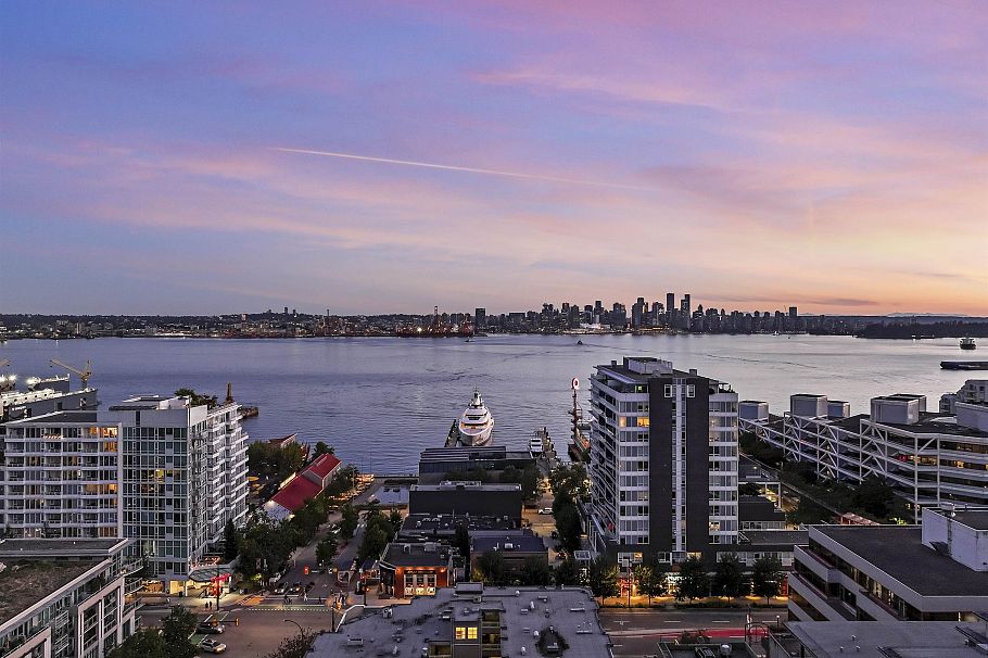 512 105 W 2nd Street North Vancouver, BC - 1