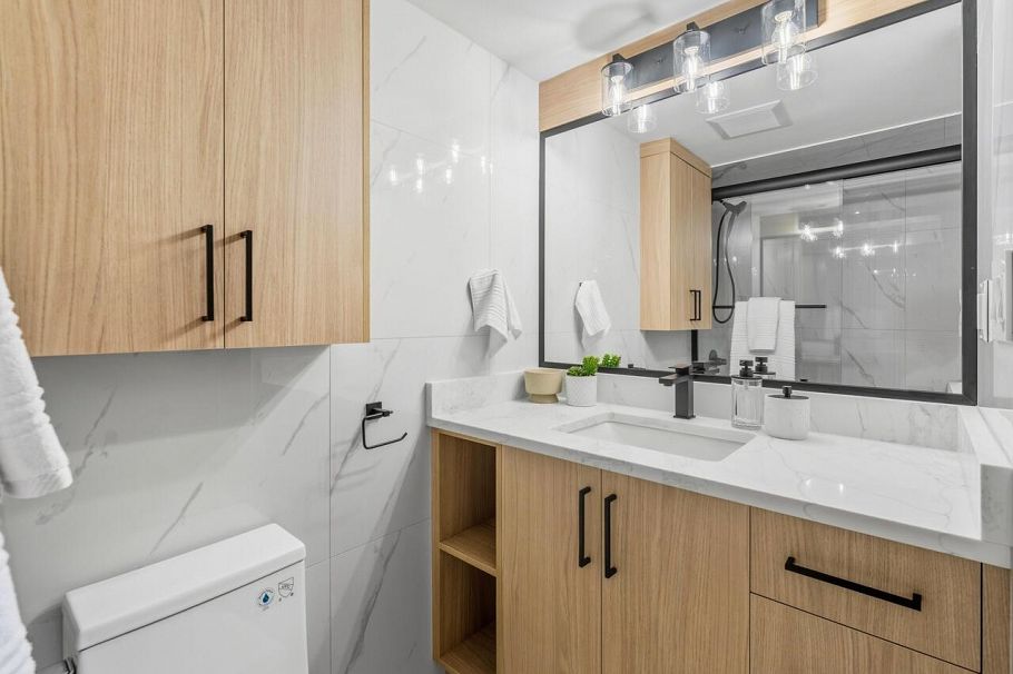 202 1165 Burnaby Street Vancouver, BC - 25