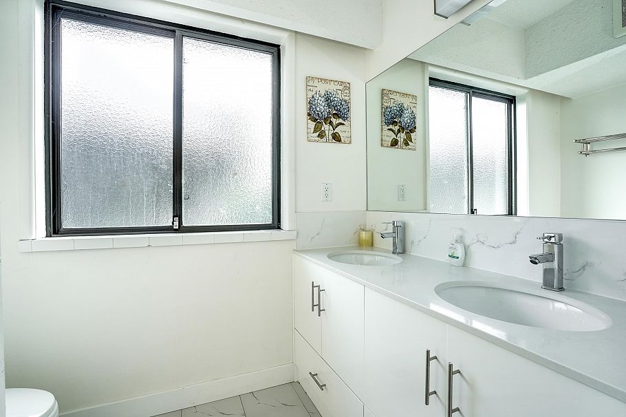 1726 Penticton Street Vancouver, BC - 12