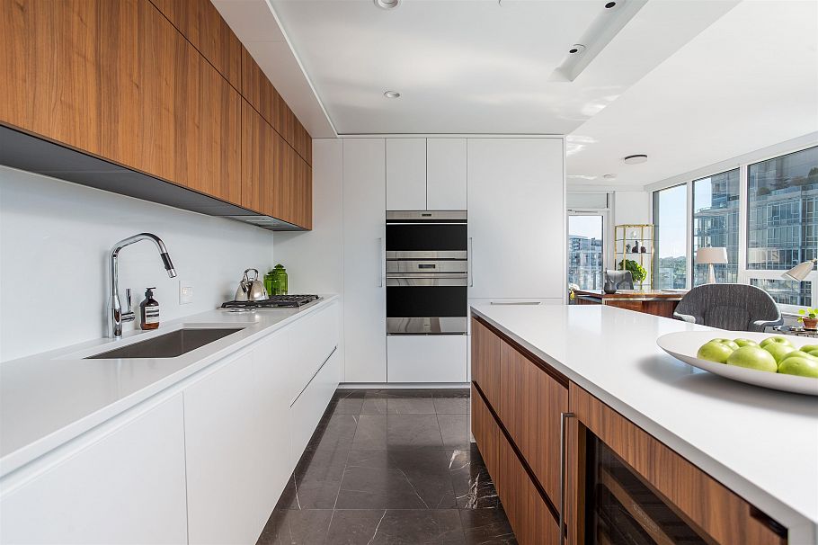 2004 885 Cambie Street Vancouver, BC - 6