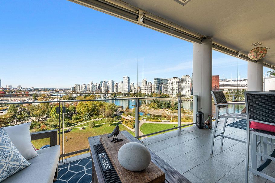 805 1616 Columbia Street Vancouver, BC - 32