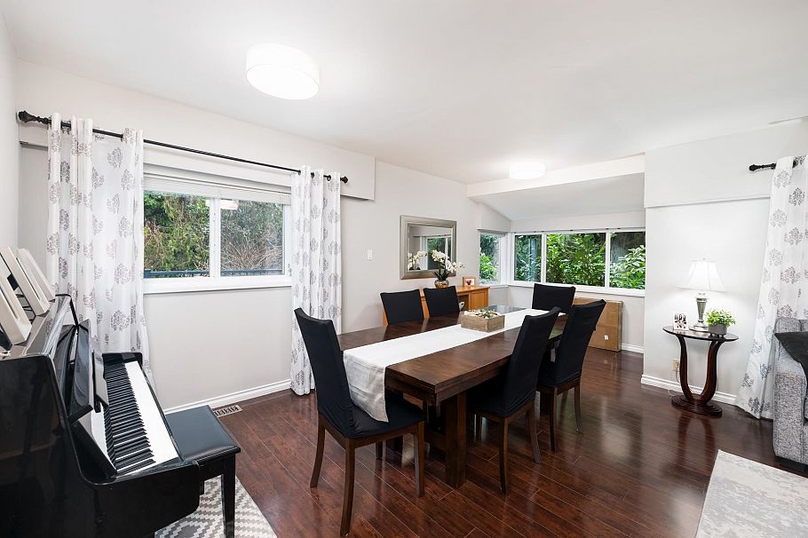 4233 Capilano Road North Vancouver, BC - 10