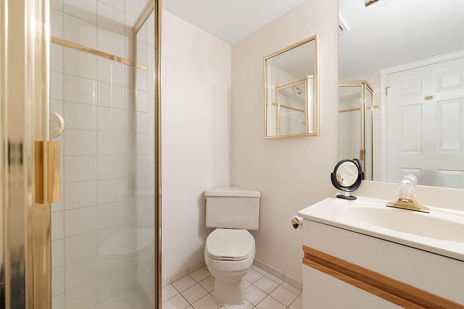 E403 628 W 12th Avenue Vancouver, BC - 25