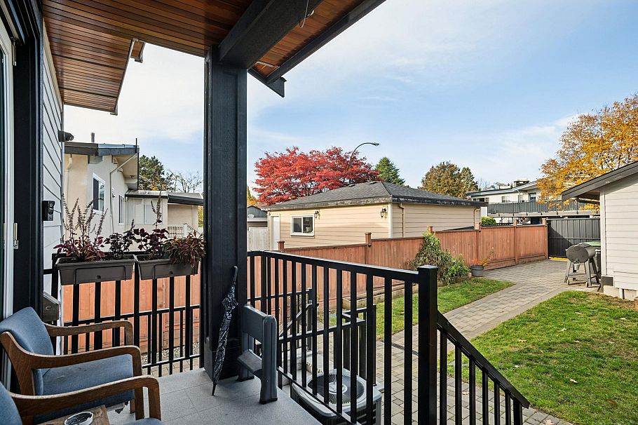 3045 East 59th Avenue Vancouver, BC - 39