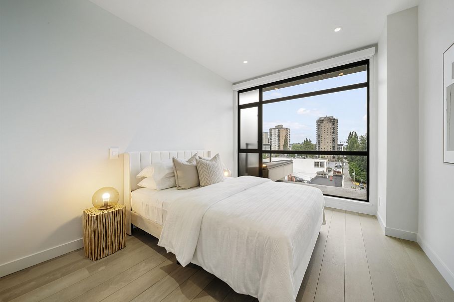 512 105 W 2nd Street North Vancouver, BC - 30