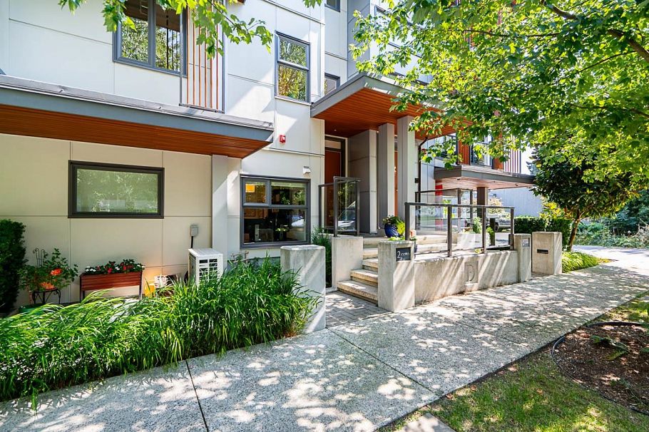 102 1205 Harold Road North Vancouver, BC - 37