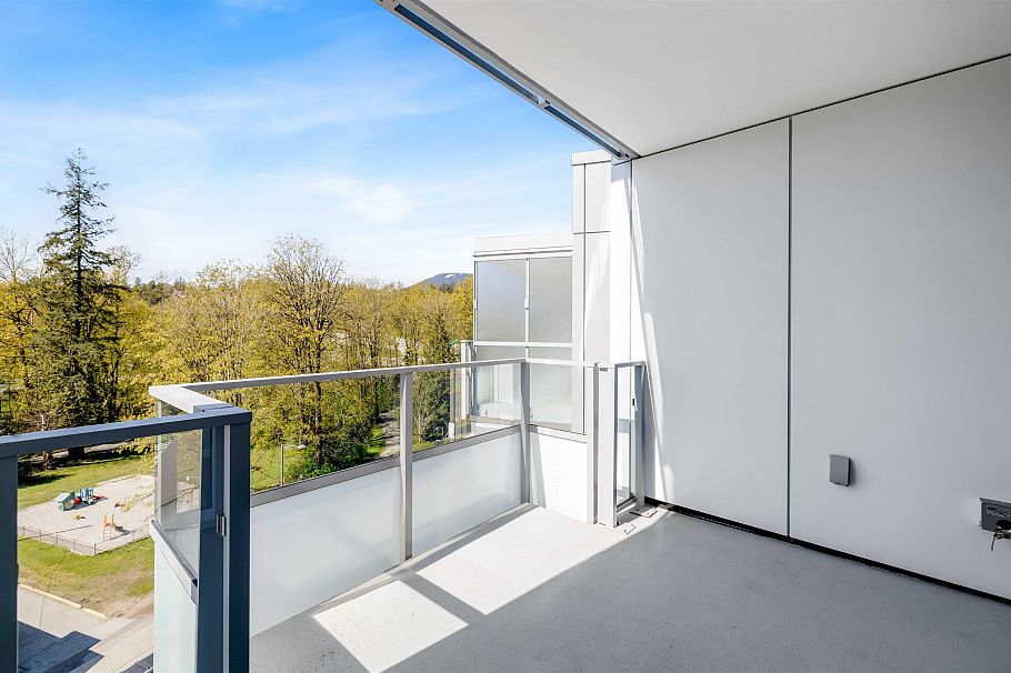 618 1500 Fern Street North Vancouver, BC - 5