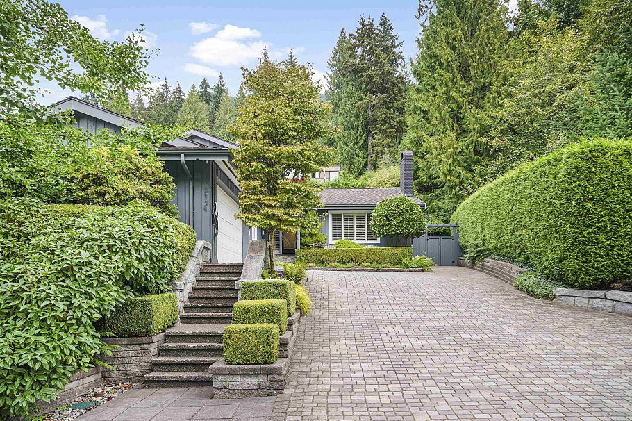 5154 Ranger Avenue North Vancouver, BC - 37
