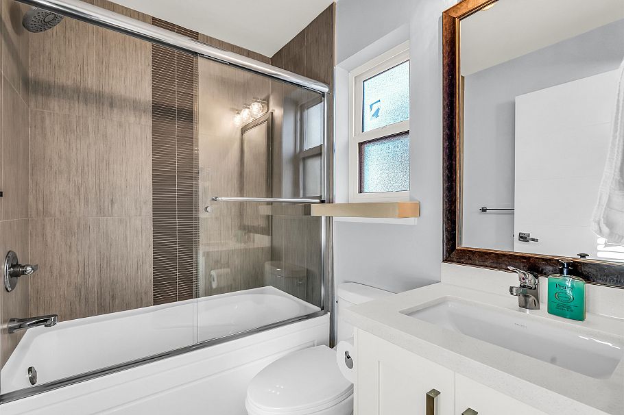 7380 Ontario Street Vancouver, BC - 22