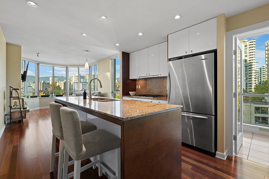 1206 1005 Beach Avenue Vancouver, BC - 5