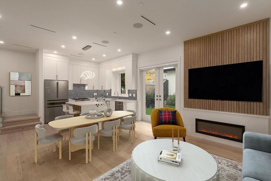 3075 Courtenay Street Vancouver, BC - 3