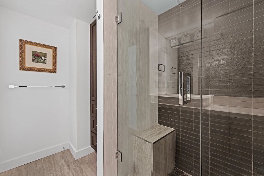 325 638 W 7th Avenue Vancouver, BC - 28