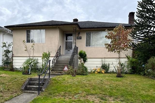 3168 E 16th Avenue Vancouver, BC - 1