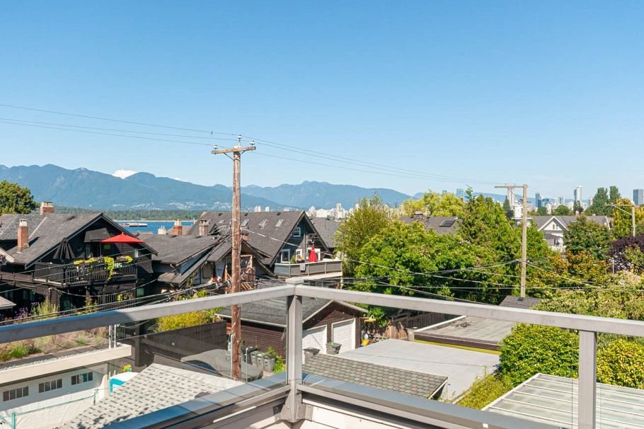 3241 W 2ND AVENUE, Vancouver BC V6K 1K9 Vancouver, BC - 21