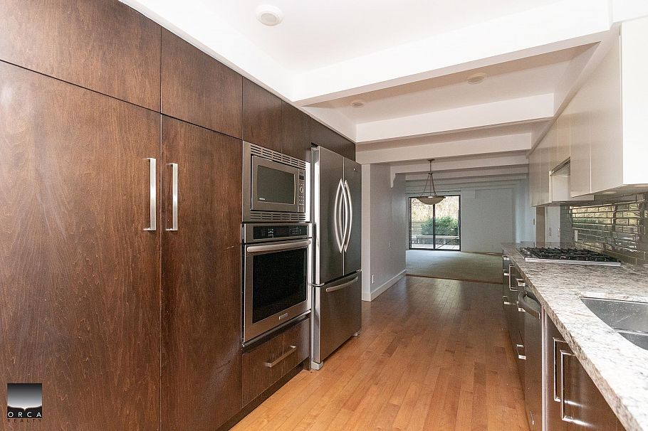 4524 Marineview Crescent North Vancouver, BC - 7