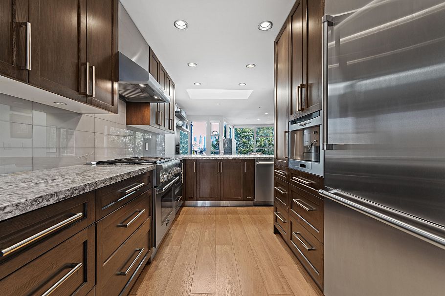 325 638 W 7th Avenue Vancouver, BC - 8