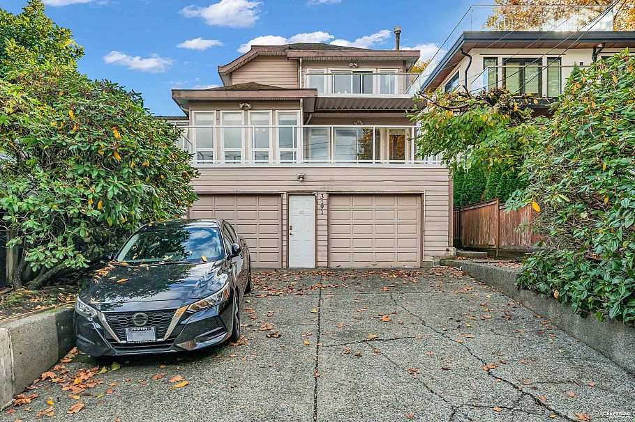 3191 W 23rd Avenue Vancouver, BC - 35