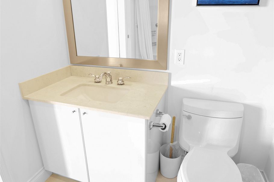 502 172 Victory Ship Way North Vancouver, BC - 13