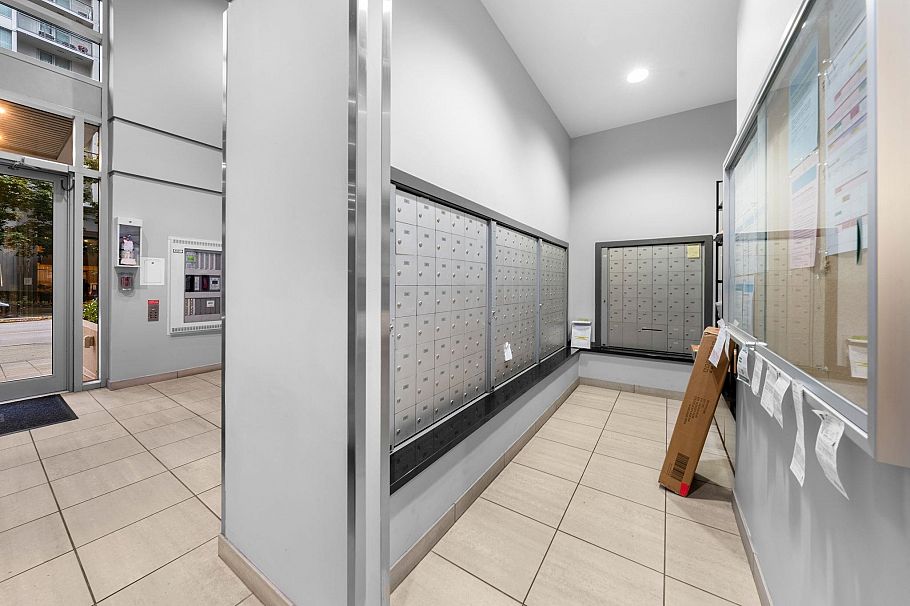 2101 1001 Richards Street Vancouver, BC - 25