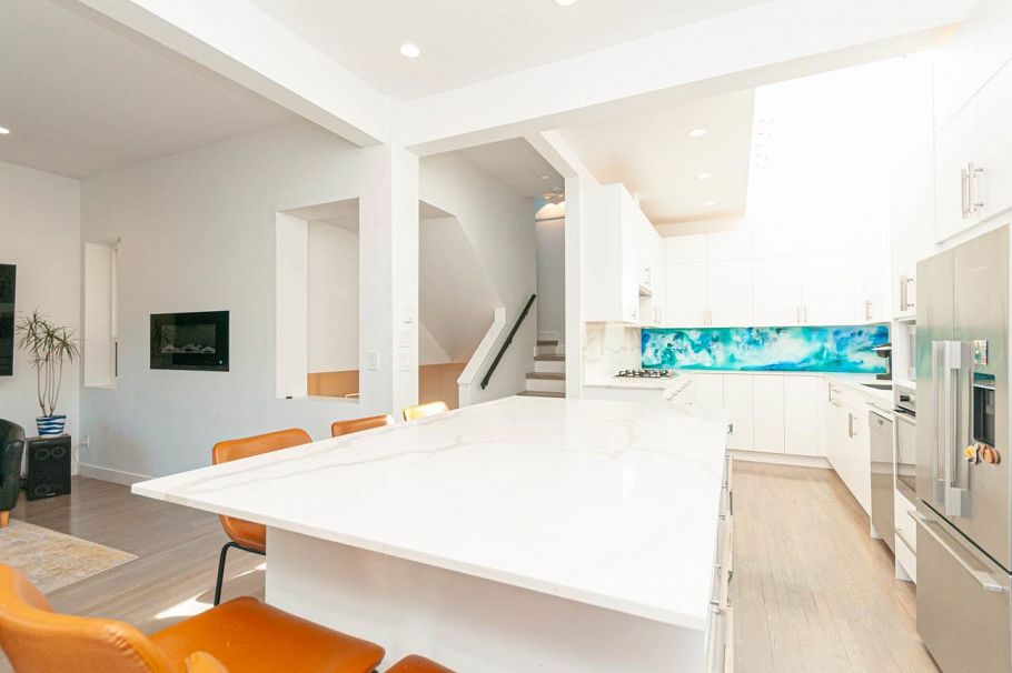 3241 W 2ND AVENUE, Vancouver BC V6K 1K9 Vancouver, BC - 1