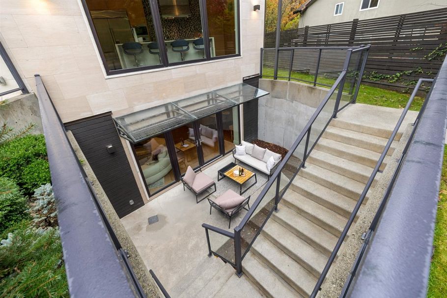 4291 W 29th Avenue Vancouver, BC - 37